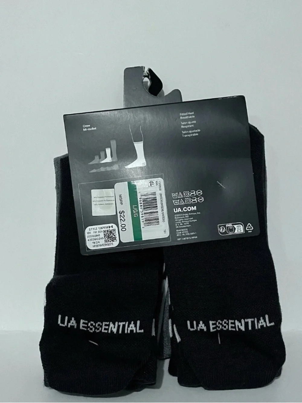 Under Armour Crew Socks 6 Pairs UA Logo Men's Sz 8.5-13 / Women's Sz 10-14 NEW!